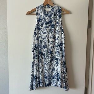 Backless A-line Blue & White Floral Dress